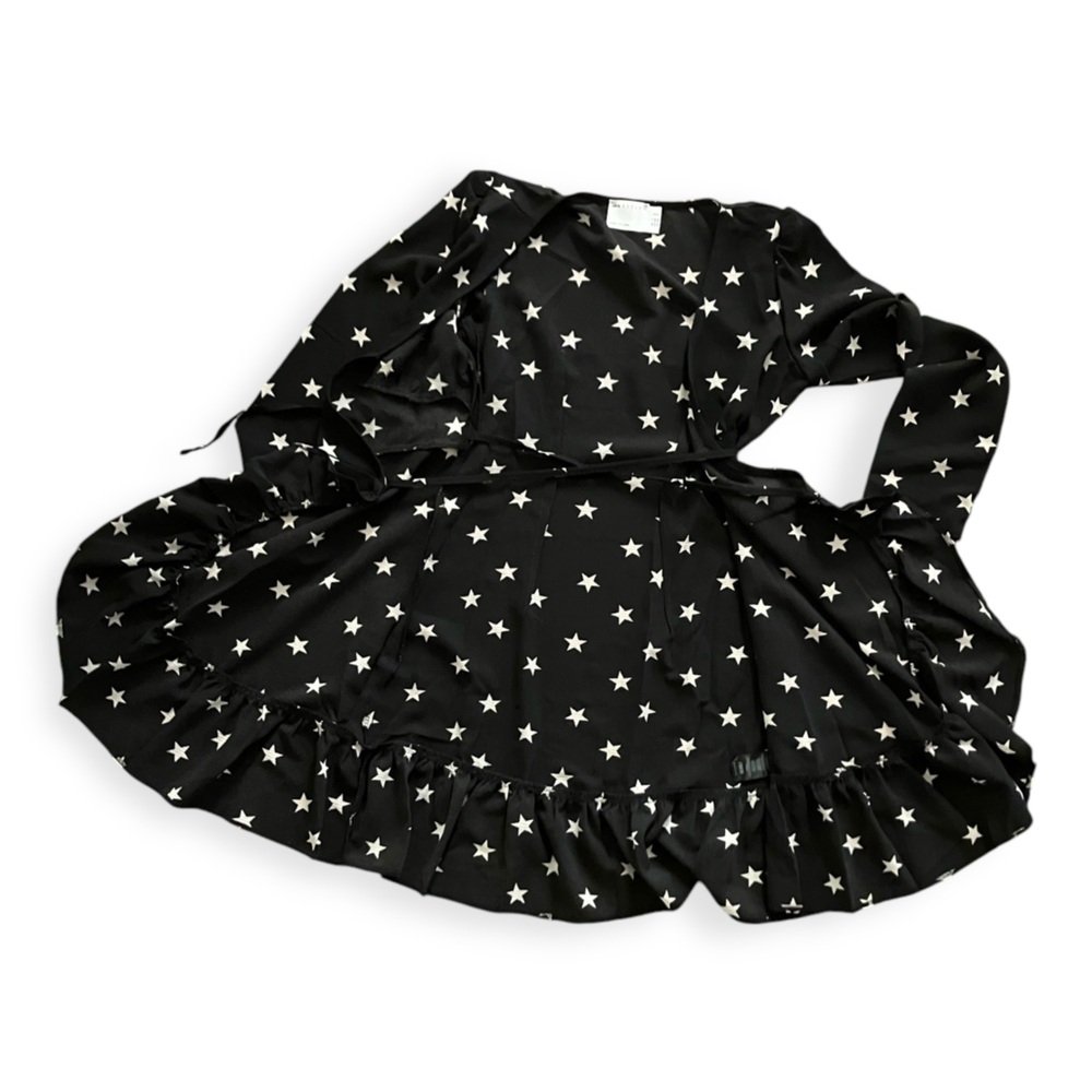 ASOS DESIGN Petite wrap front mini dress in star print - Picture 3 of 5